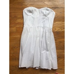 White strapless dress